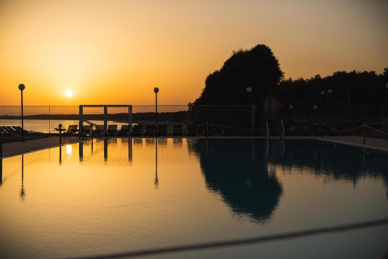 Apulia Hotel Taranto Ara Solis Lido Azzurro Exterior photo