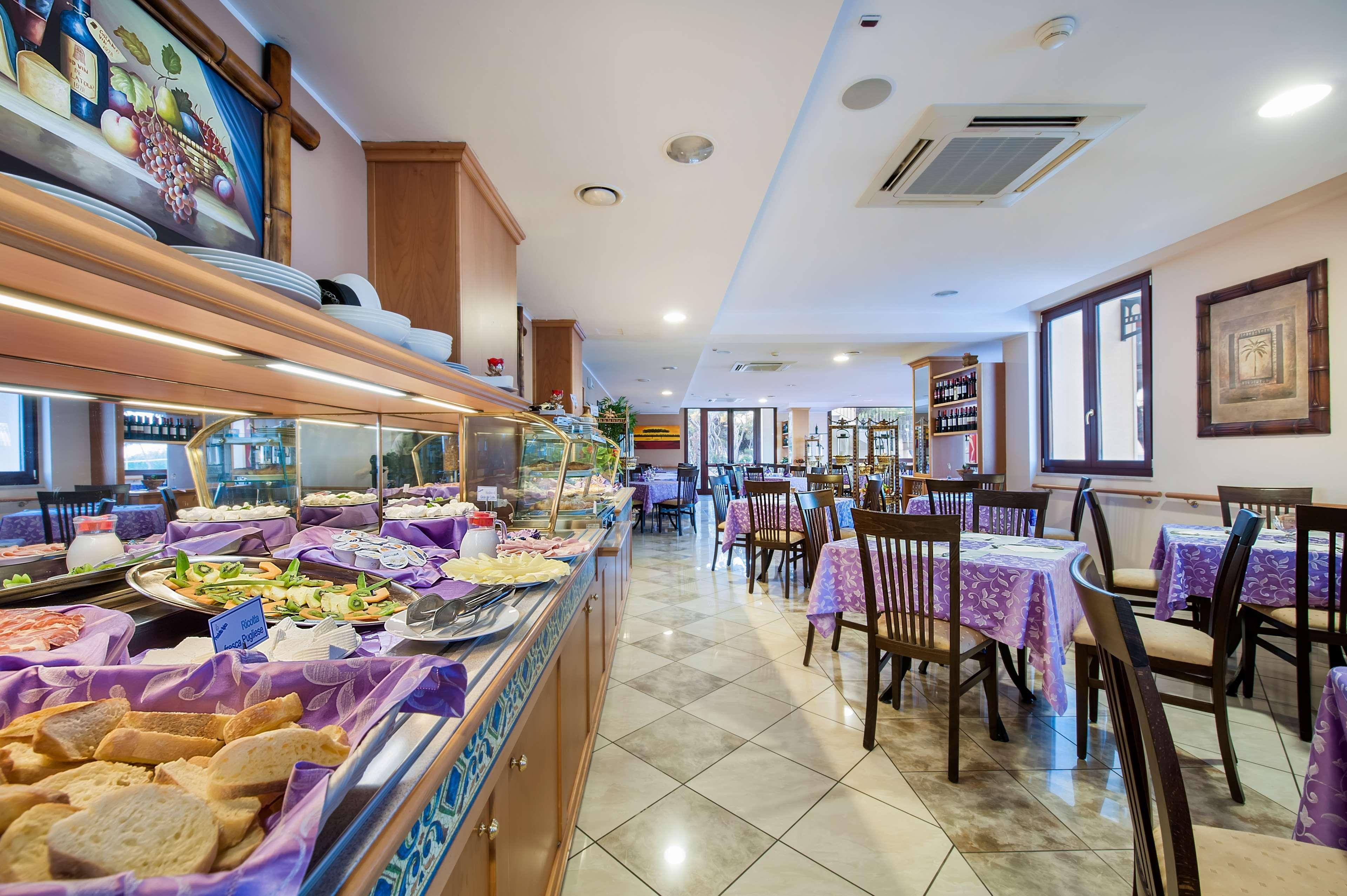 Apulia Hotel Taranto Ara Solis Lido Azzurro Exterior photo
