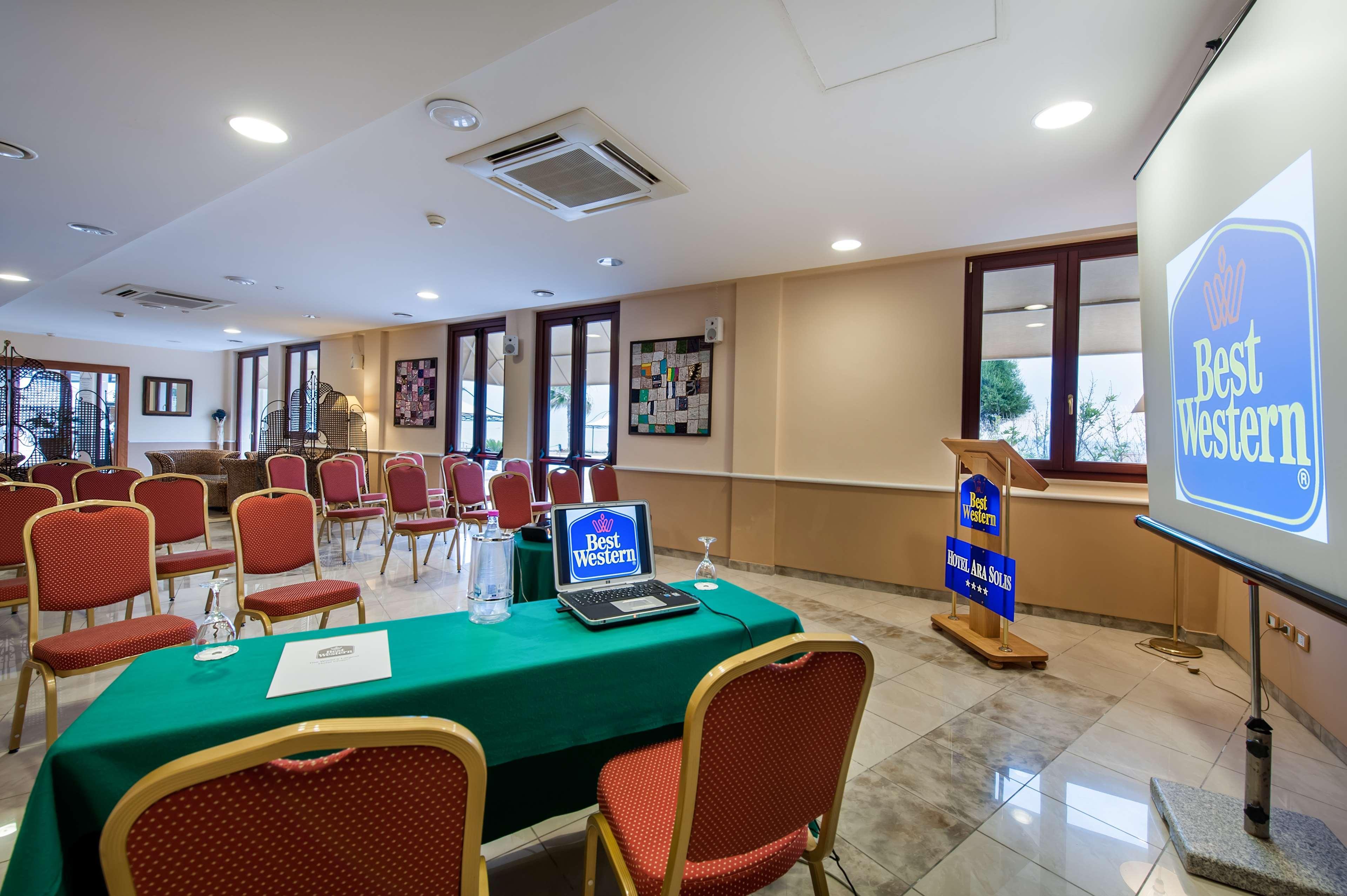 Apulia Hotel Taranto Ara Solis Lido Azzurro Exterior photo